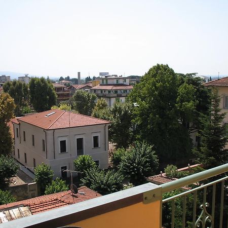Albergo Paradiso مونتيكاتيني تيرمي المظهر الخارجي الصورة