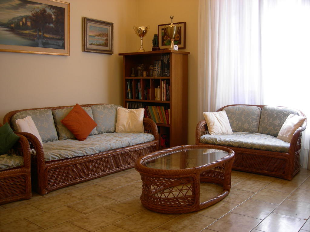 Albergo Paradiso مونتيكاتيني تيرمي المظهر الخارجي الصورة