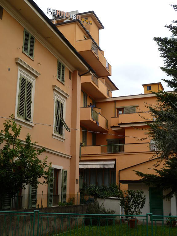 Albergo Paradiso مونتيكاتيني تيرمي المظهر الخارجي الصورة