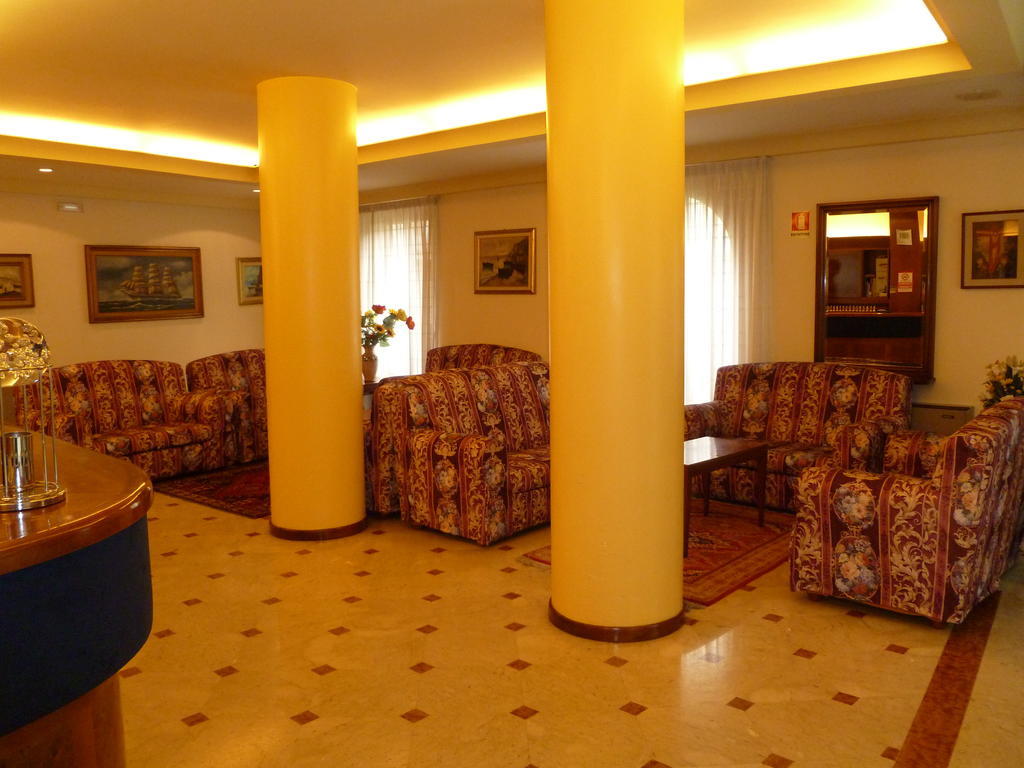 Albergo Paradiso مونتيكاتيني تيرمي المظهر الخارجي الصورة